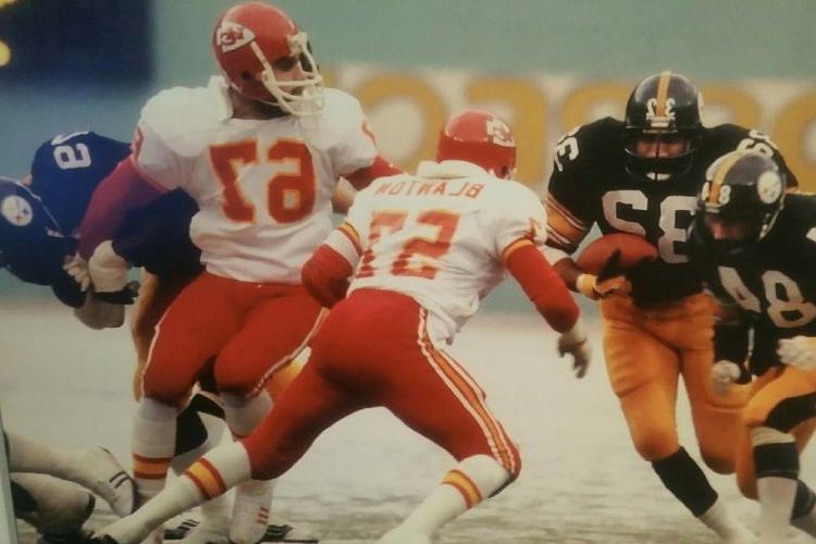 杰瑞·布兰顿, wearing number 57, plays for Kansas City Chiefs